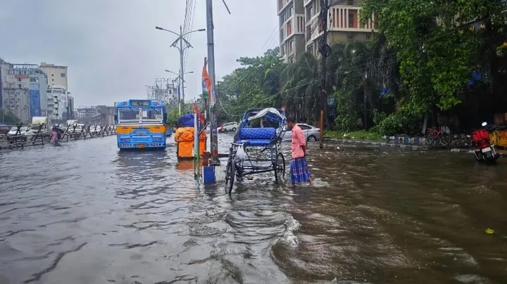 Nằm Mơ Thấy Nước Ngập Đường Đánh Con Gì