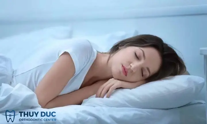 Nằm Mơ Thấy Nước Ngập Mênh Mông Đánh Con Gì