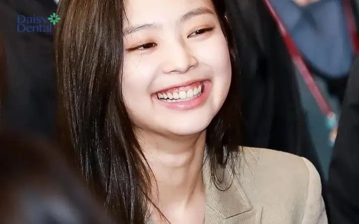 Răng Ngắn Cười Hở Lợi Tướng Số Răng Ngắn Cười Hở Lợi Tướng Số
