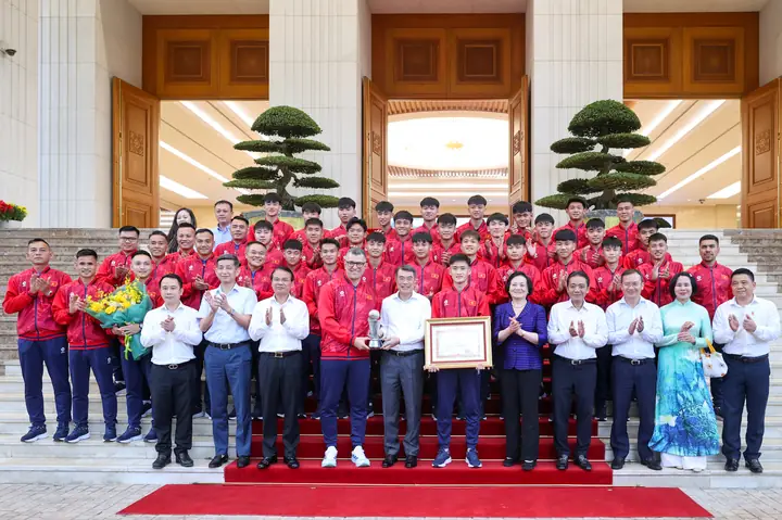 Tướng Da Mặt Bóng Tướng Da Mặt Bóng