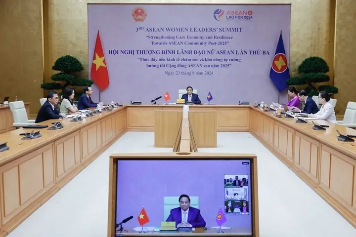 Tướng Lãnh Đạo Nữ