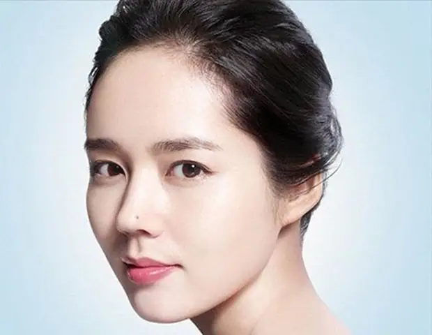 Tướng Mạo Phụ Nữ Quyền Lực