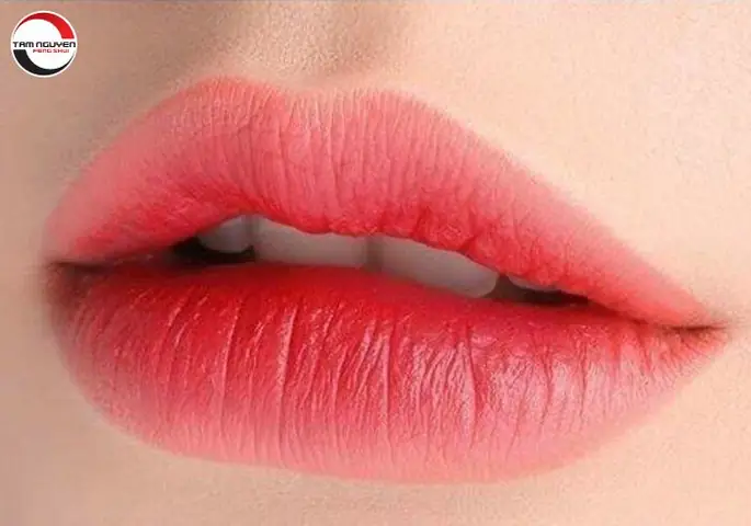 Tướng Môi Phụ Nữ