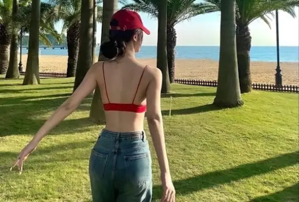 Tướng Phụ Nữ De Dãi Tướng Phụ Nữ De Dãi
