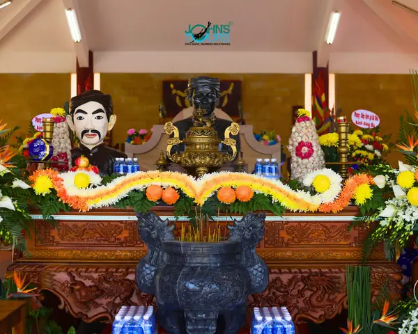 Tướng Phụ Nữ Khổ Vì Chồng