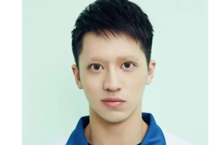 Tướng Phụ Nữ Không Có Lông Mày