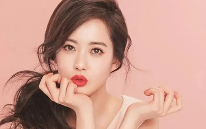 Tướng Phụ Nữ Không Được Nhờ Chồng