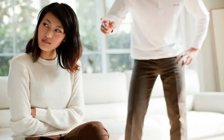 Tướng Phụ Nữ Lấy Chồng Nghèo