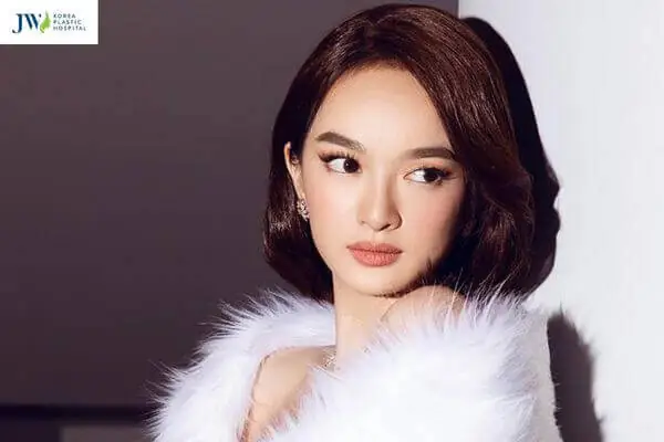 Tướng Phụ Nữ Trán Rộng Tướng Phụ Nữ Trán Rộng
