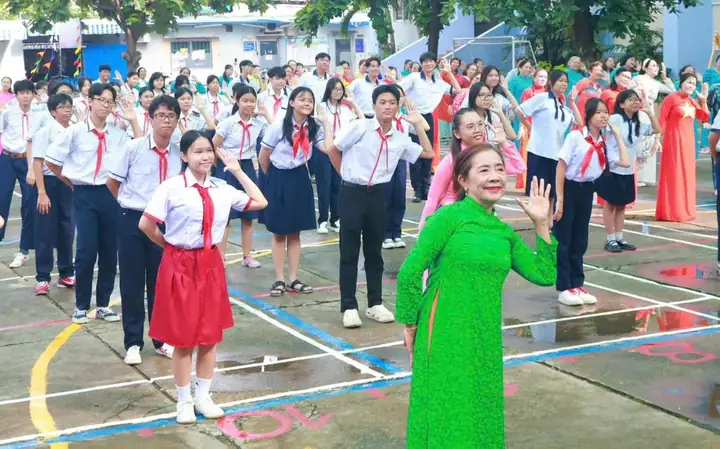 Tướng Phụ Nữ Trẻ Hơn Tuổi