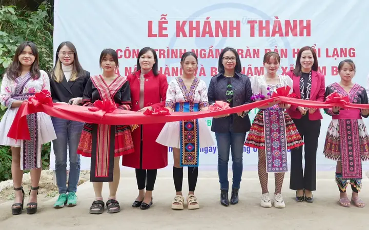 Tướng Phụ Nữ Trẻ Hơn Tuổi