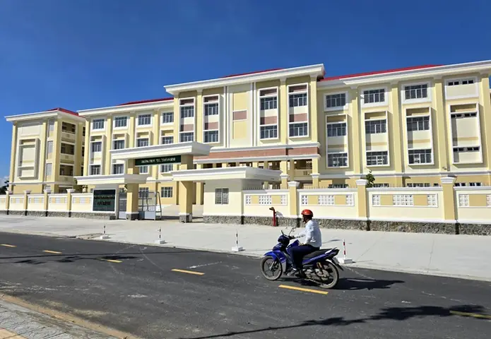 Tướng Tay Có Đường Phấn Đấu