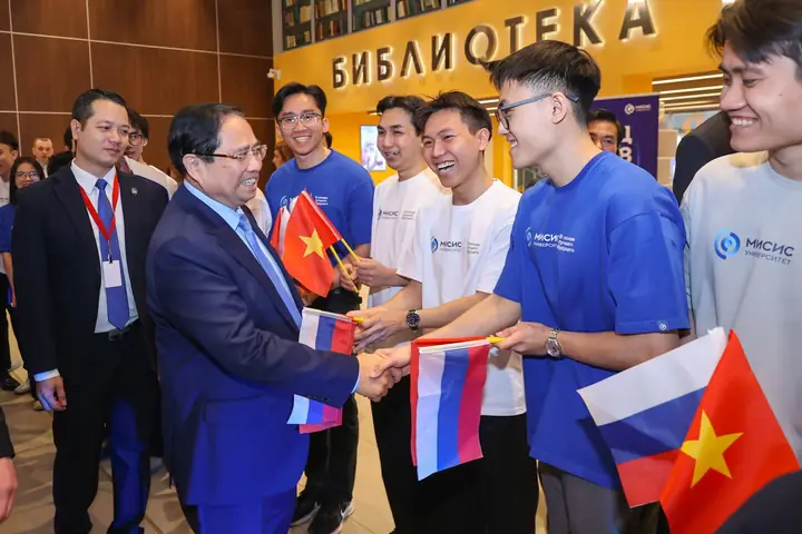 Tướng Tay Lam Việc Tâm Linh