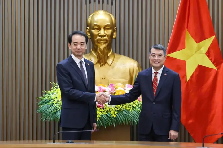 Tướng Tay Nam Giới Lăng Nhăng Tướng Tay Nam Giới Lăng Nhăng
