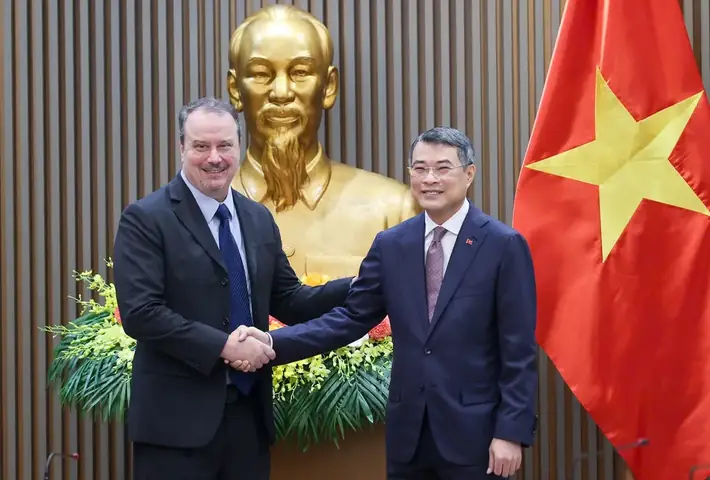 Tướng Tay Thương Mại Tướng Tay Thương Mại