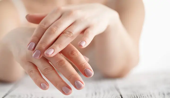 Tướng Tay Trắng Hơn Mặt